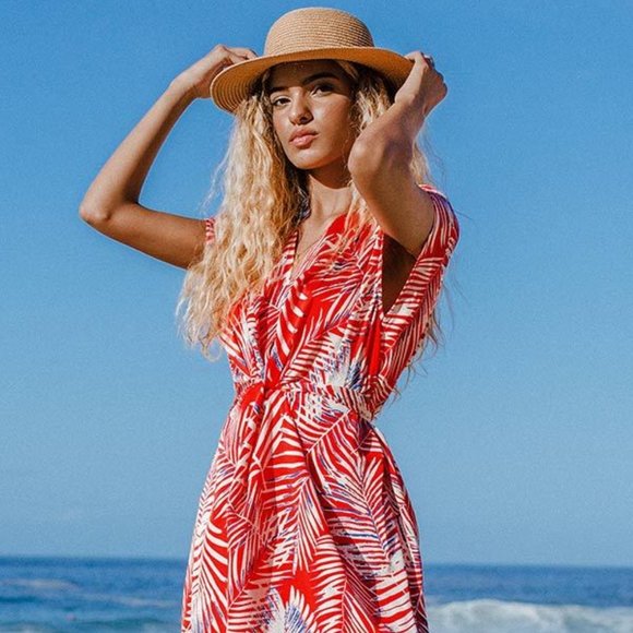 Cupshe Other - Emmy Leafy Wrap Dress
